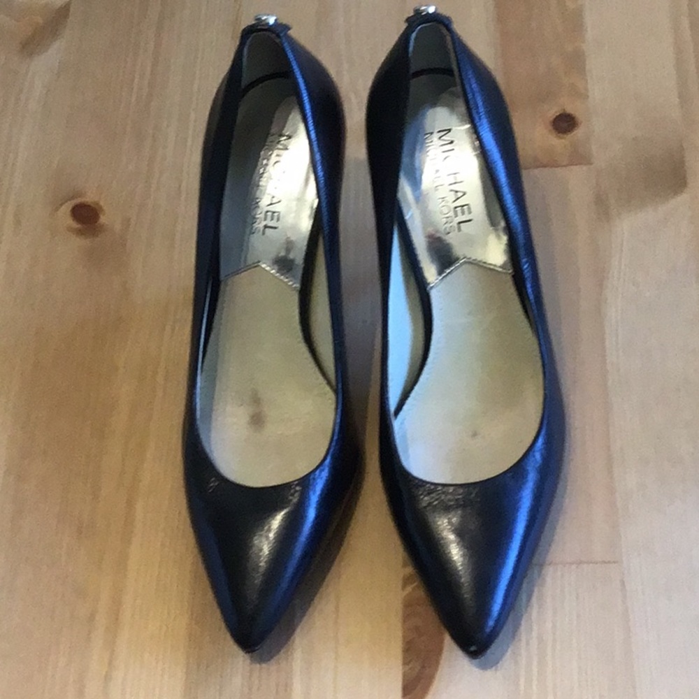 COPY - Black pumps
